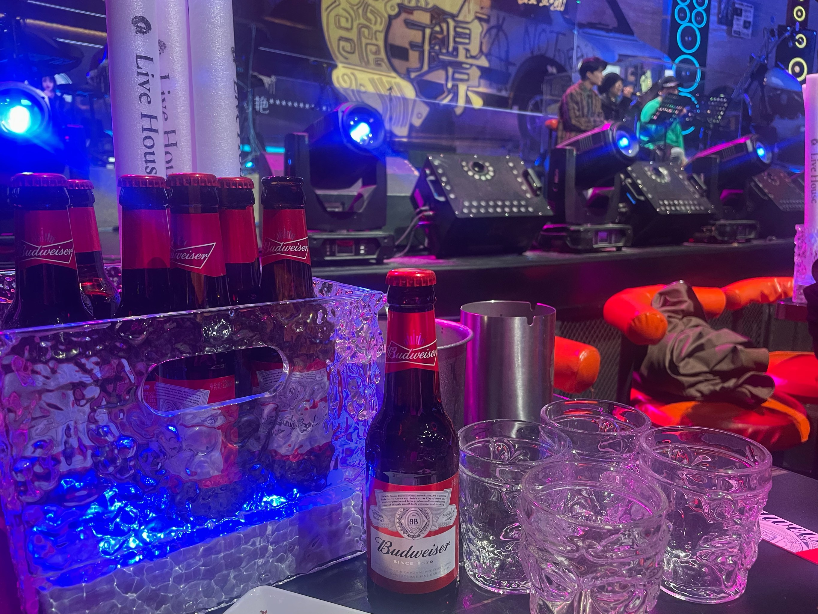 昆明中低端商务ktv选择指南-官渡区ktv预定